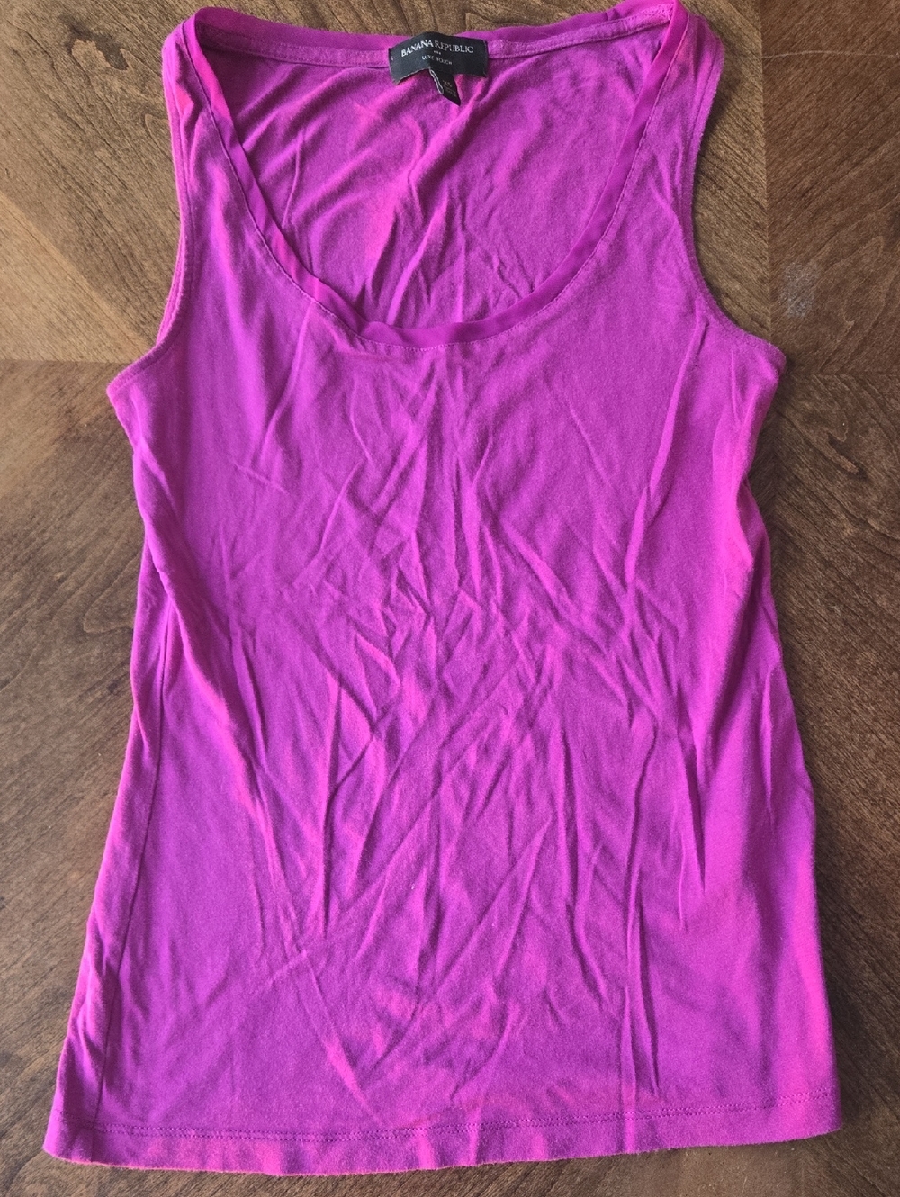 Banana Republic Fuchsia Scoop Neck Tank Top